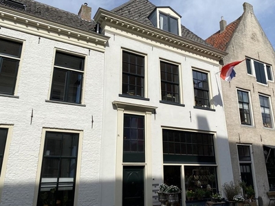 Jufferenstraat 9 A