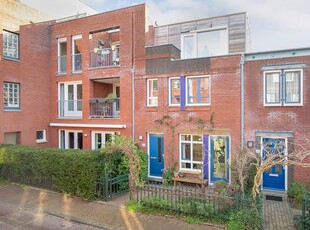 A.J. Krophollerstraat 28, Amsterdam