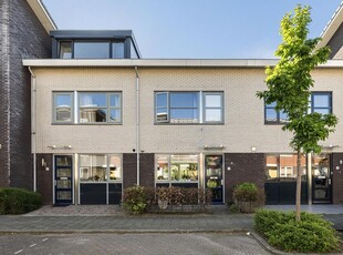 Ambonstraat 6, Zwolle