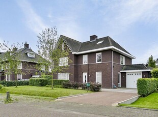 Annevillelaan 5, Roosendaal