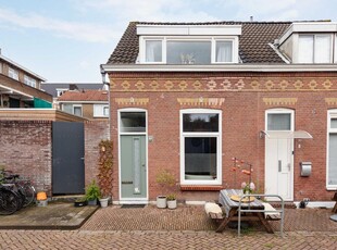 Anthonie Camerlingstraat 2, Dordrecht