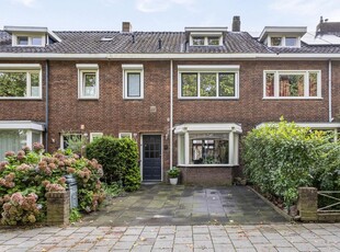 Arke Noestraat 14, Tilburg