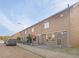 Brabantlaan 2, Etten