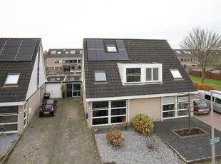 Carolusgulden 17, Dronten