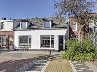 Emmastraat 16A, De Lier