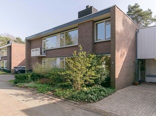 Frans Halsstraat 9, Son En Breugel