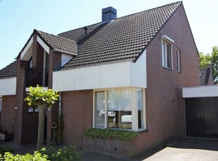 Karel Appelstraat 3, Kessel