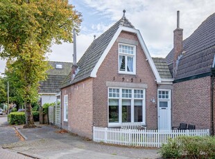 Keesomlaan 1, Den Burg