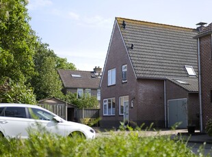 Koningin Beatrixlaan 12, Vrouwenpolder