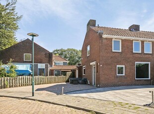 Meidoornstraat 11, Dongen