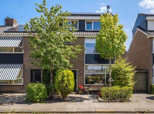 Prins Clausstraat 7, Benthuizen