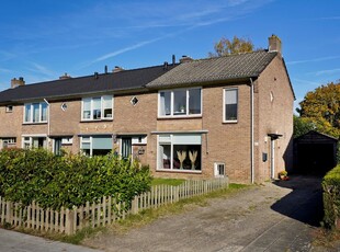 Schoolstraat 83, Putten