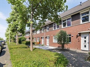 Schutsgildelaan 18, Etten