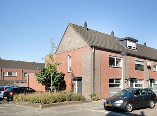 Vicky Baumstraat 18, Spijkenisse