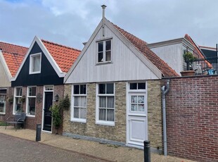 W J Tuijnstraat 18, Volendam