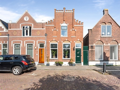 Emmastraat 7