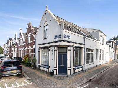 Arnold Hoogvlietstraat 41