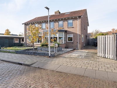 Hobbemastraat 13