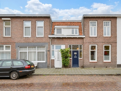 Oranjeboomstraat 106