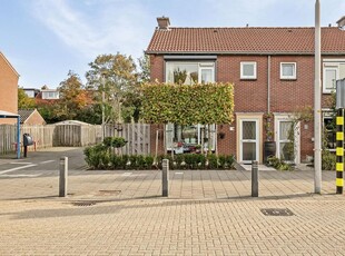 Burgemeester Klinkhamerweg 52, Zevenhuizen