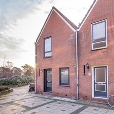 Woonhuis in Den Helder met 4 kamers