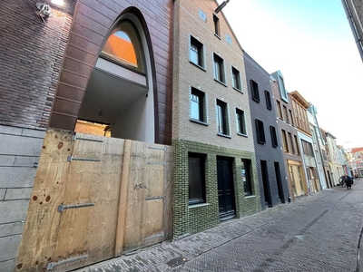 Kleine Overstraat 82