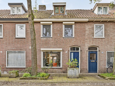 Valkenierstraat 67