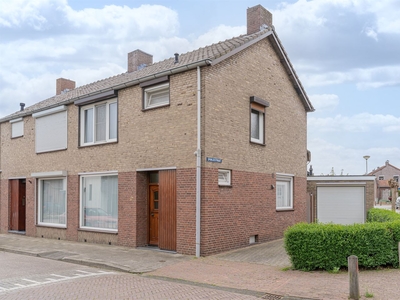 Pastoor Rijckxstraat 27