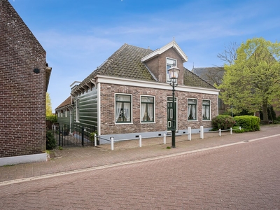 Raadhuisstraat 59