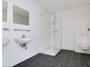 Huur 2 slaapkamer appartement van 124 m² in Amsterdam