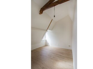 Huur 3 slaapkamer appartement van 64 m² in Den Haag