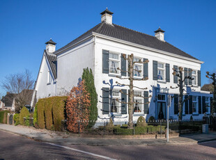 Schoolstraat 24