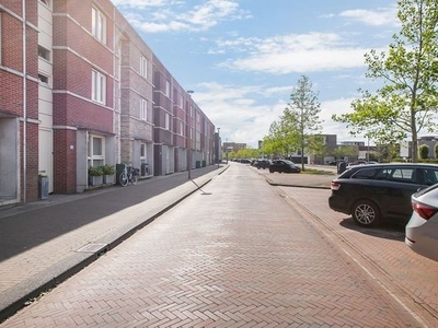 Huis Beneluxlaan in Almere