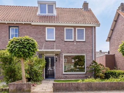 Pater Bleijsstraat 37