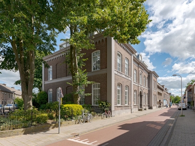 Van Karnebeekstraat 67 j