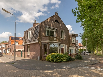 Adriaan Volkersingel 24