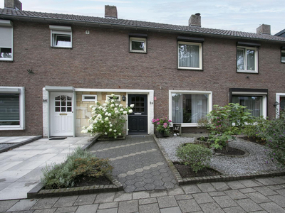 Baroniestraat 24