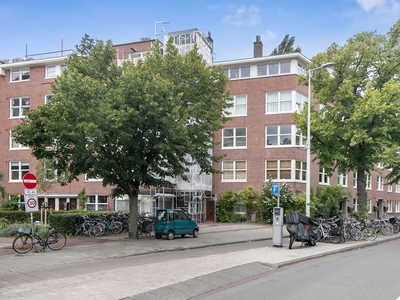 Bloys van Treslongstraat 4 II