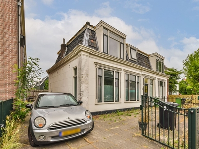 Dorpsstraat 48