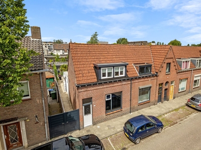 Emmastraat 19