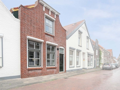 Kerkstraat 27