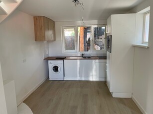 Appartement te huur Kerkstraat, Riel