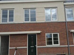 Woonhuis in Zevenhuizen met 5 kamers