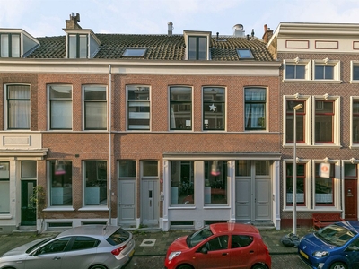 Mgr. van de Weteringstraat 62