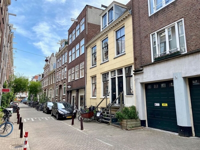 Tweede Weteringdwarsstraat in Amsterdam (42m2)