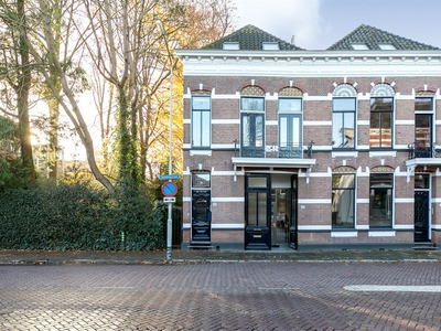 Raadhuisstraat 32 a