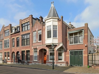 Van Aerssenstraat in 's-gravenhage (184m2)