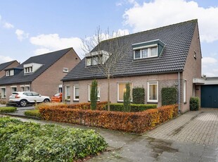 Graswinkellaan 10, Weert