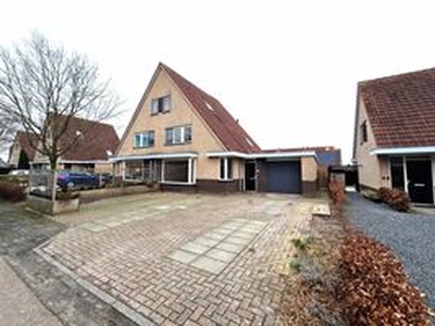 Eengezinswoning, 2-onder-1-kapwoning te huur in Emmen