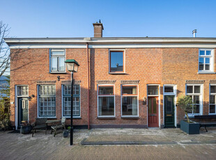 Voorhofstraat 23